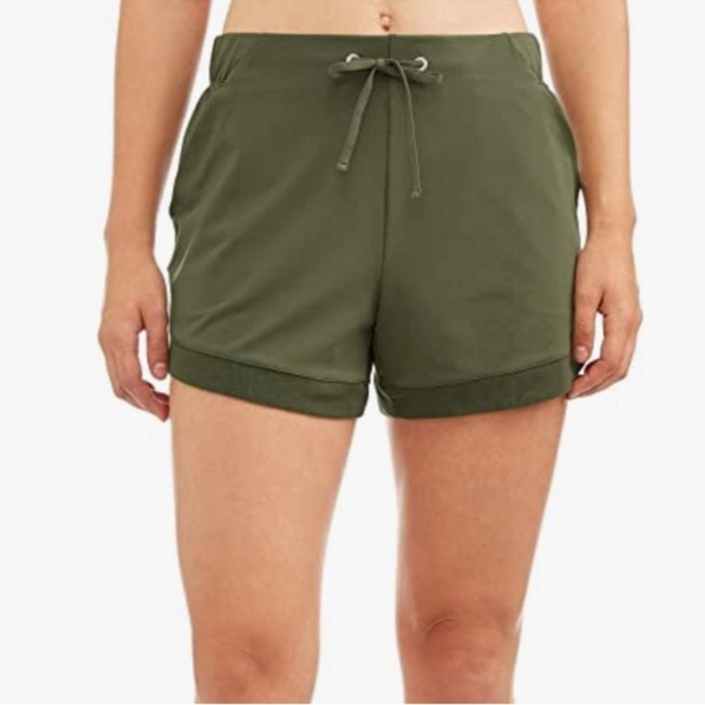 Avia Activewear Sea Turtle Green Walking Shorts, 8/10